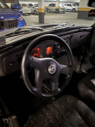 VOLKSWAGEN FUSCA 1.6 8V GASOLINA 2P MANUAL